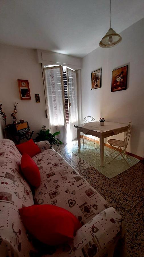 B&B Rosa Samarate Екстериор снимка
